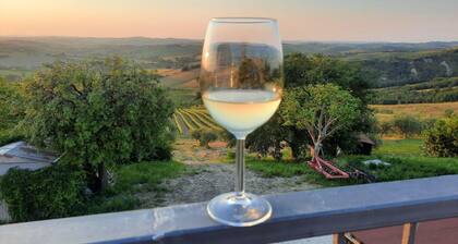 Farmhouse in Marche With Pool & Wine Tours