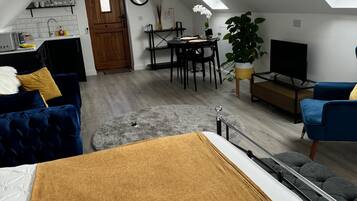 Apartment | 1 bedroom, free WiFi, bed sheets