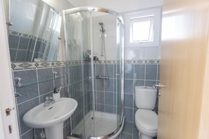 Villa, 3 Bedrooms | Bathroom
