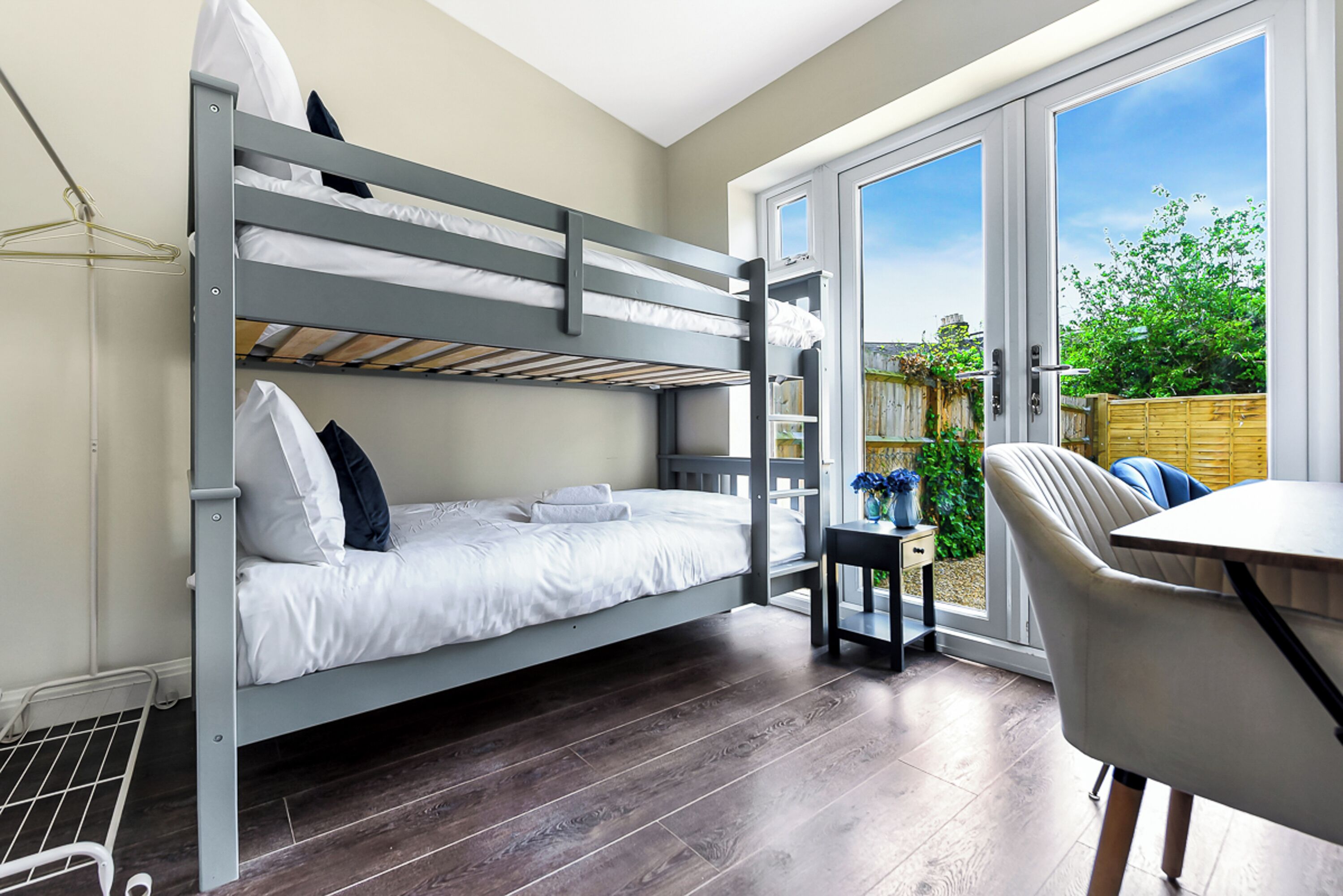 3 Schlafzimmer, Bügeleisen/Bügelbrett, WLAN, Bettwäsche