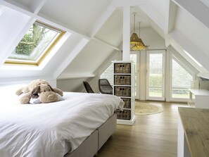 บ้านพัก | 5 ห้องนอน, ตกแต่งพิเศษโดยเฉพาะ, ผ้าปูที่นอน