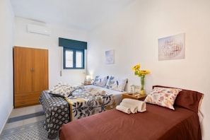 House, 2 Bedrooms, Smoking | 2 bedrooms