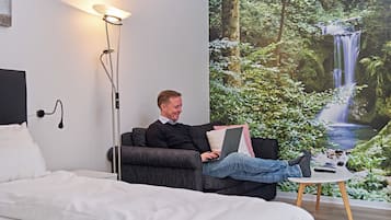 Standard Double Room | 1 bedroom, hypo-allergenic bedding, desk, laptop workspace