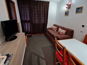 TV - Cozy 2-room, Valfréjus, 50m to lifts (Valfréjus)