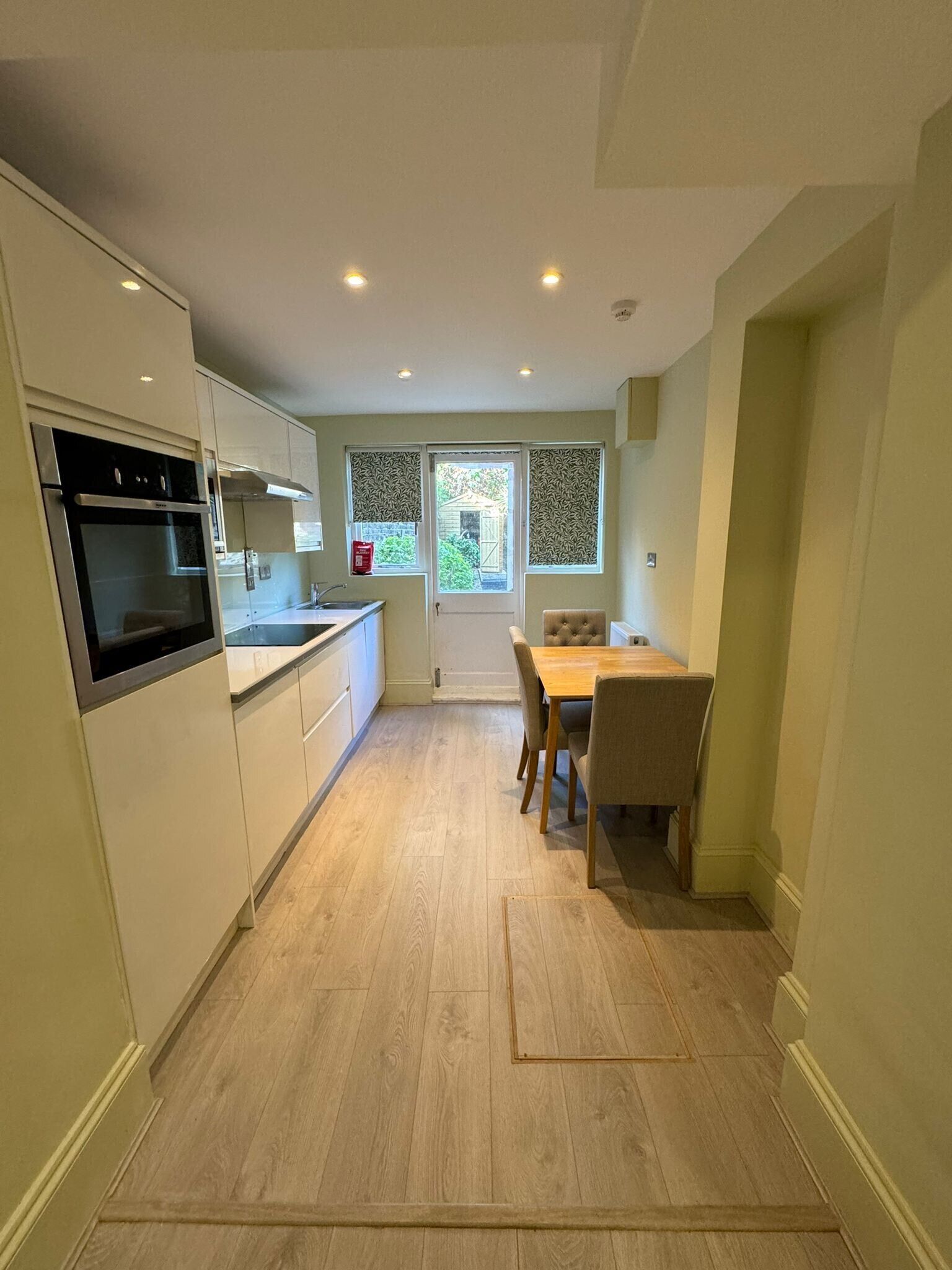 公寓 | 私人廚房 | 電冰箱、微波爐、烤箱、爐台