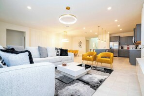 Télévision, jeux vidéo, espaces bureaux