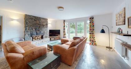 Rural house, private heated pool and plenty of space