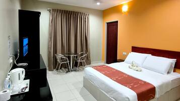 1 habitación y ropa de cama