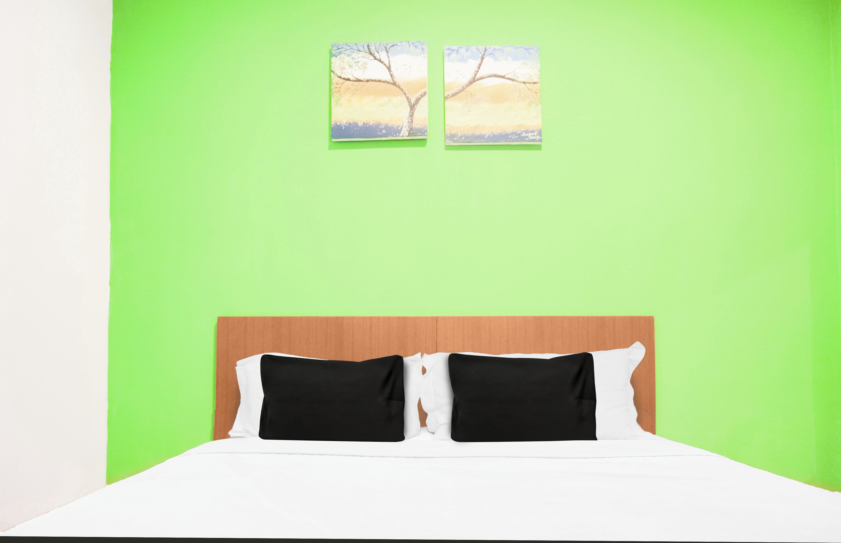 Quarto casal luxo | Espaço de trabalho para notebook, Wi-Fi de cortesia, roupa de cama