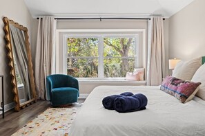 3 habitaciones y tabla de planchar con plancha 