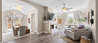 Eclipse · Artist Retreat @ Cypress Creek | Hotub | Sleeps 9