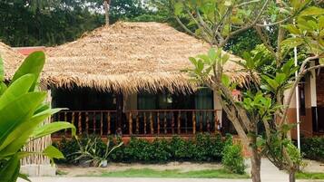 Villa superior, vistas al complejo turístico | Jardines del alojamiento