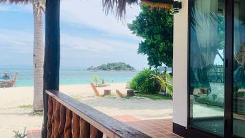 Panoramic Villa, Sea View | Property grounds