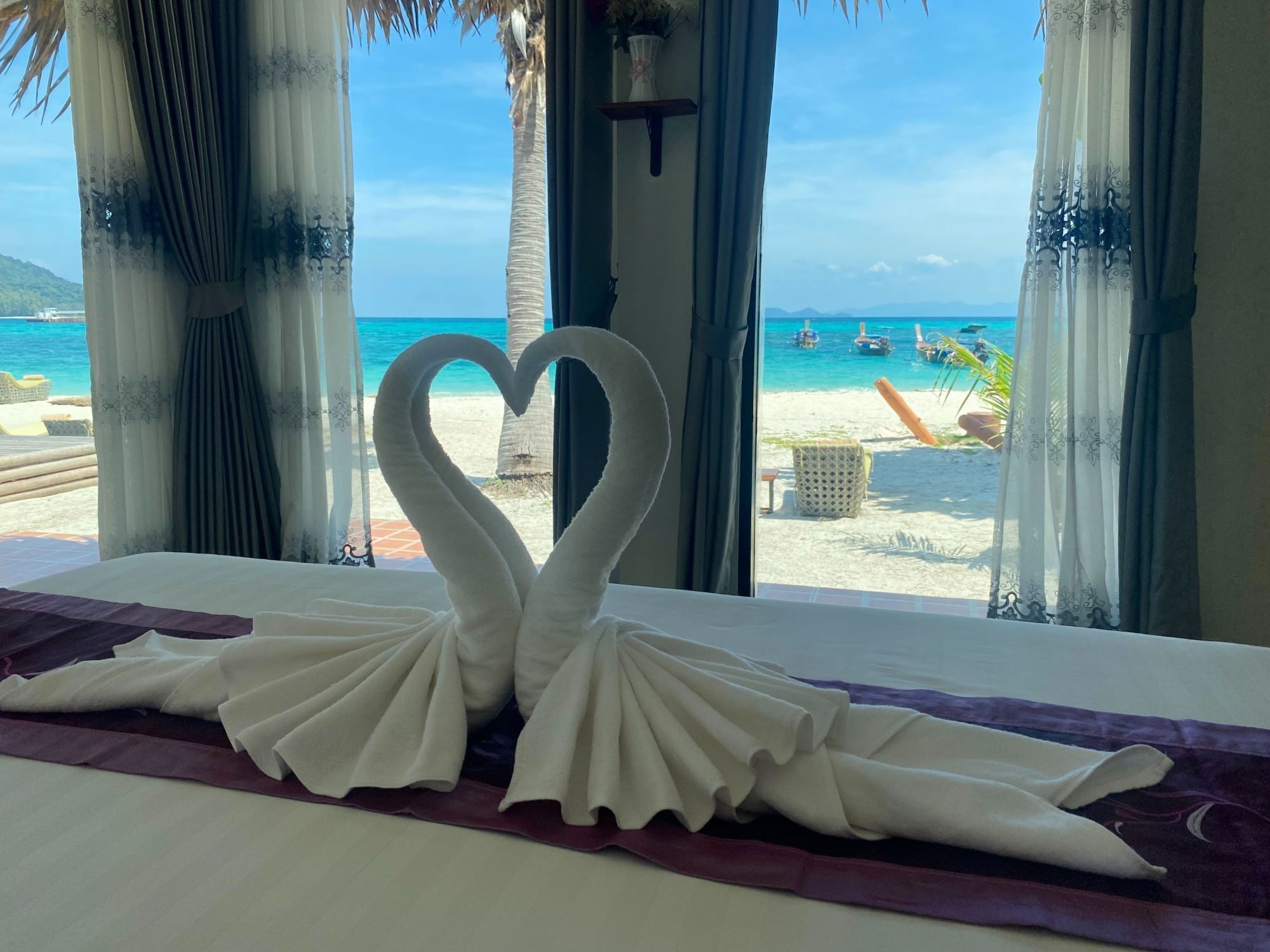 Villa panorámica, vista al mar | Caja de seguridad en la habitación y wifi gratis 