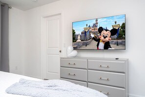 3 bedrooms, iron/ironing board, travel cot, free WiFi