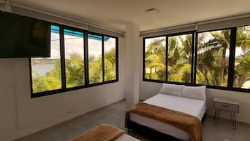 Superior Quadruple Room | Hypo-allergenic bedding, soundproofing, free WiFi, bed sheets