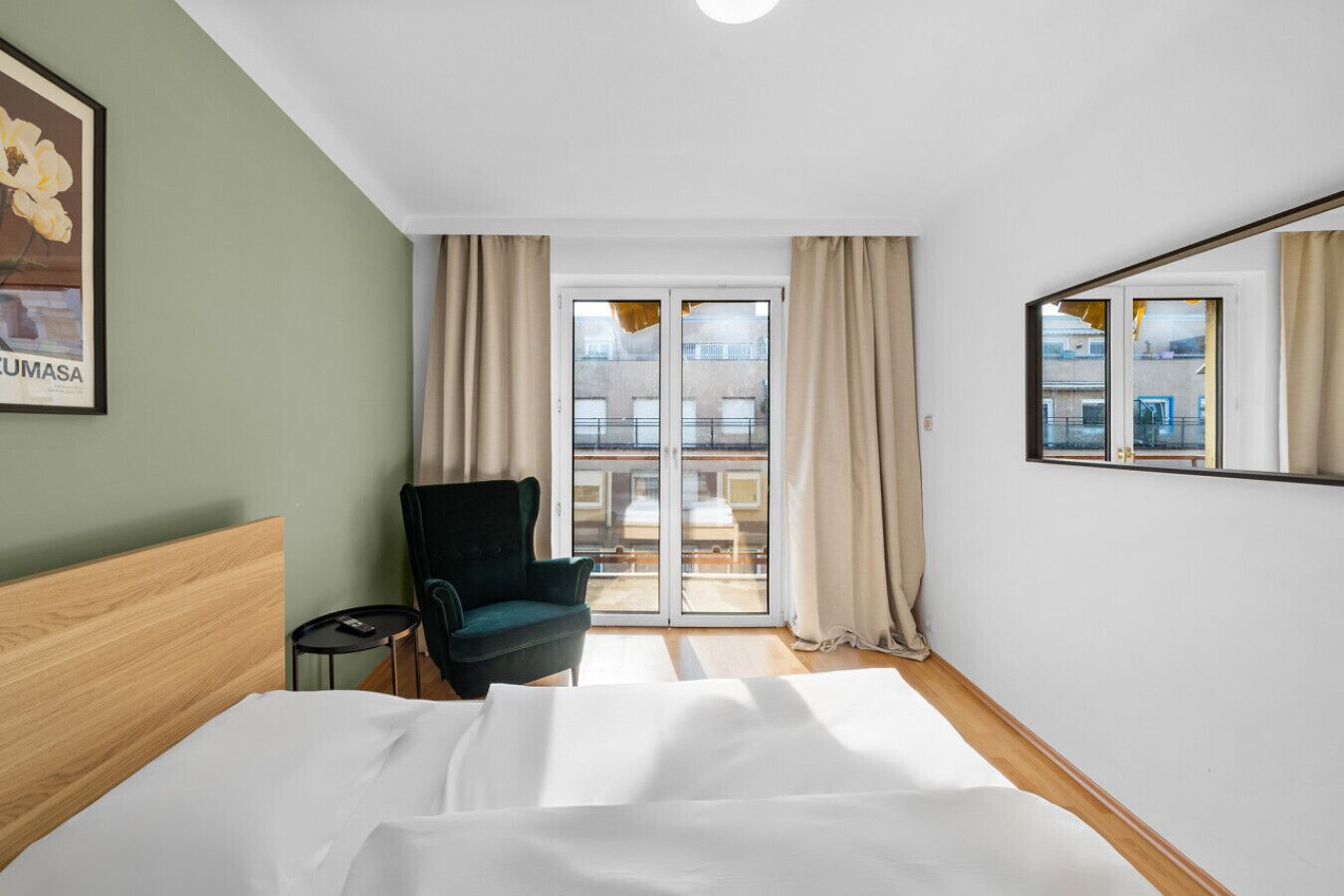 1 多间卧室、办公桌、免费 WiFi、床单