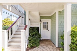 Exterior detail - The Holiday by Mira-Mar (Wrightsville Beach)