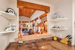 Interior - BunnyLand Lodge | Panoramic Mt. Views | Fantastic Backyard Patio | Scenic Location in Flagstaff (Flagstaff)