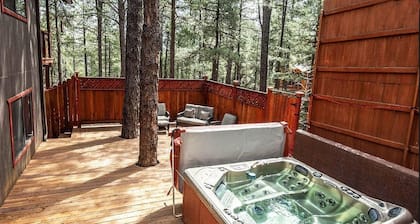 Eternal Treehouse | Hot Tub | Outdoor Oasis in Pines | Entertainment Galore!