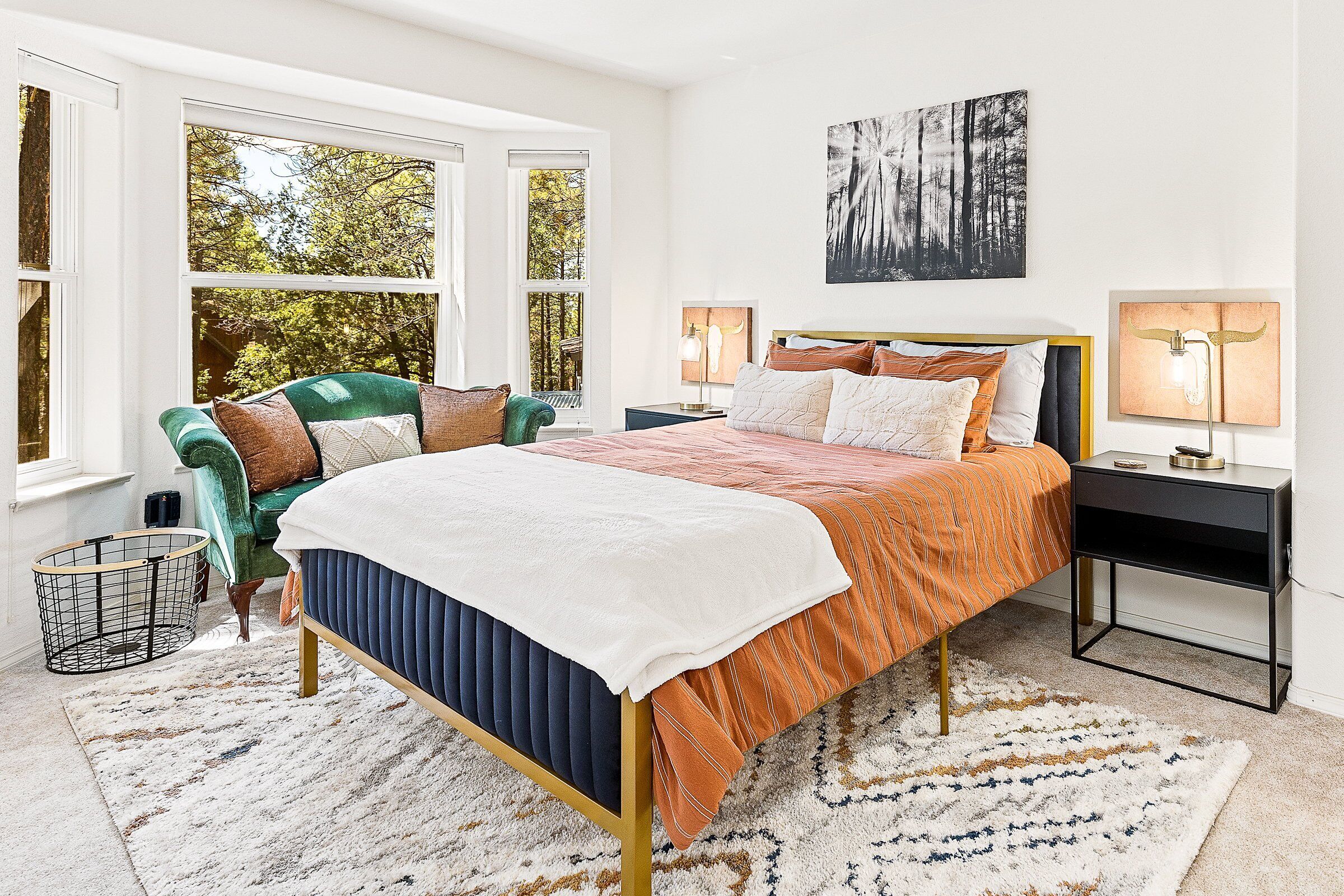 3 camere, una scrivania, ferro/asse da stiro, Wi-Fi gratuito