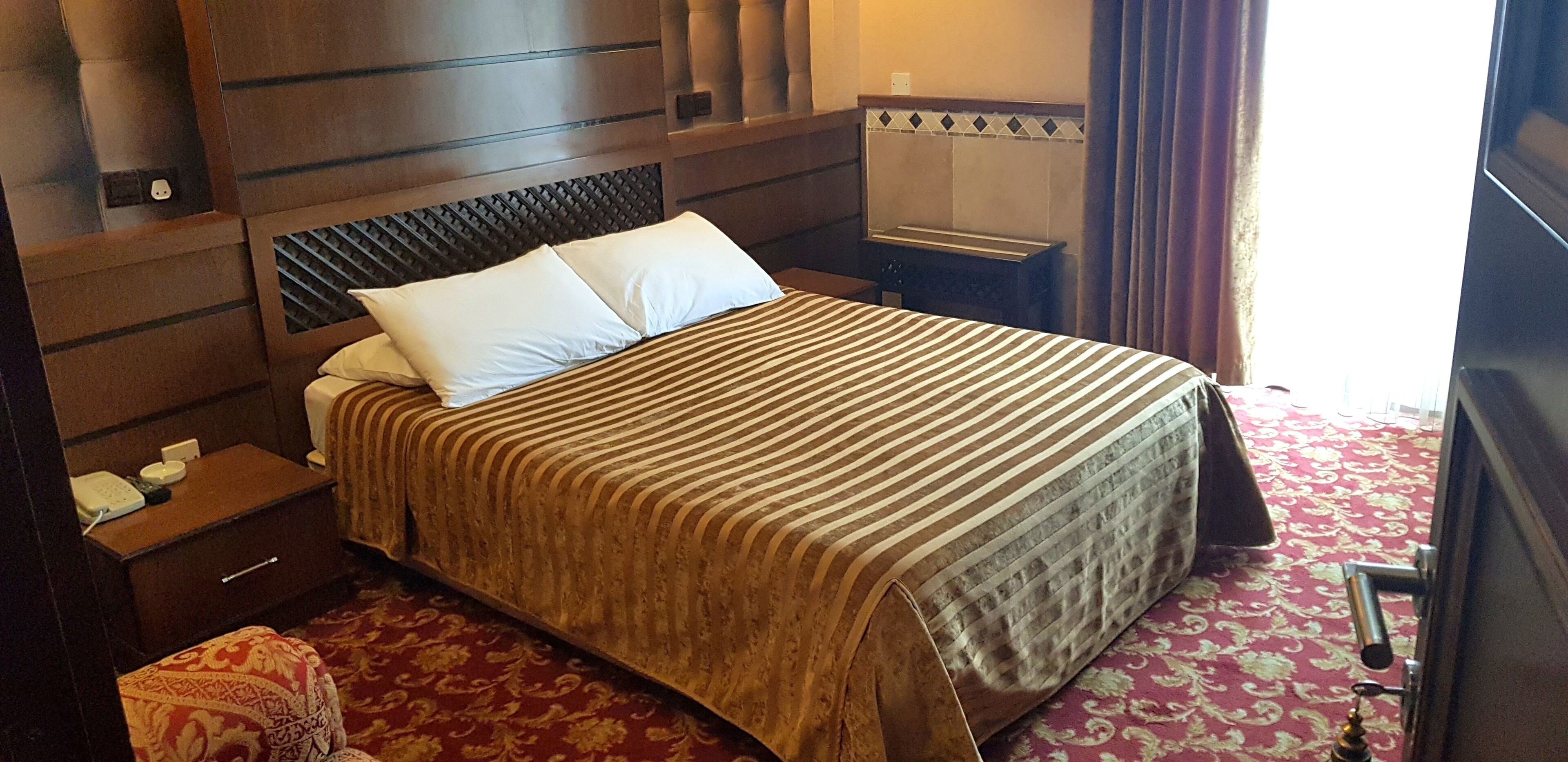 Classic Tek Büyük Yataklı Oda, Balkon | Ücretsiz kablosuz İnternet 