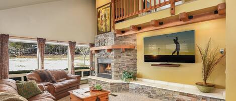 Télévision, cheminée