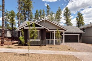 Exterior - Windtree Retreat | Hot Tub | Pet-Friendly | Fire Pit | Near Downtown (Flagstaff)