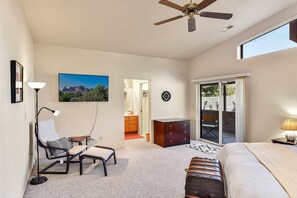 2 chambres, fer et planche à repasser, Wi-Fi gratuit, draps fournis