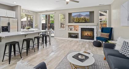 Take Me To The Mountains | Game Room | Fire Pit | Fenced Yard | Dog Friendly