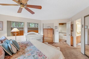 3 間睡房、熨斗/熨衫板、可攜式嬰兒床、免費 Wi-Fi