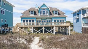 Exterior - Spacious beachfront retreat for 13 (Gulf Shores)