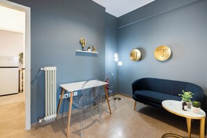 Living area - Chic 1-Bedroom near Panathenaic Stadium (Athens)