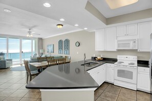Fridge, microwave, oven, stovetop - San Carlos 405 by Liquid Life (Gulf Shores)