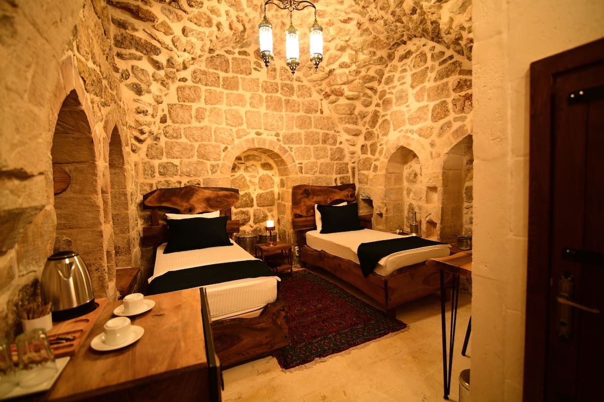 Egyptian cotton sheets, premium bedding, minibar, laptop workspace