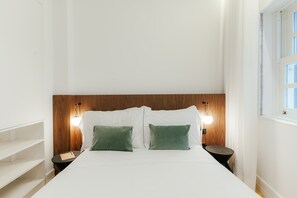 1 bedroom, iron/ironing board, free WiFi, bed sheets - Feel Porto Clérigos Charm Flat 2.3 (Oporto)