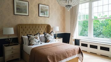 Deluxe Double Room, City View | Iron/ironing board, free WiFi, bed sheets