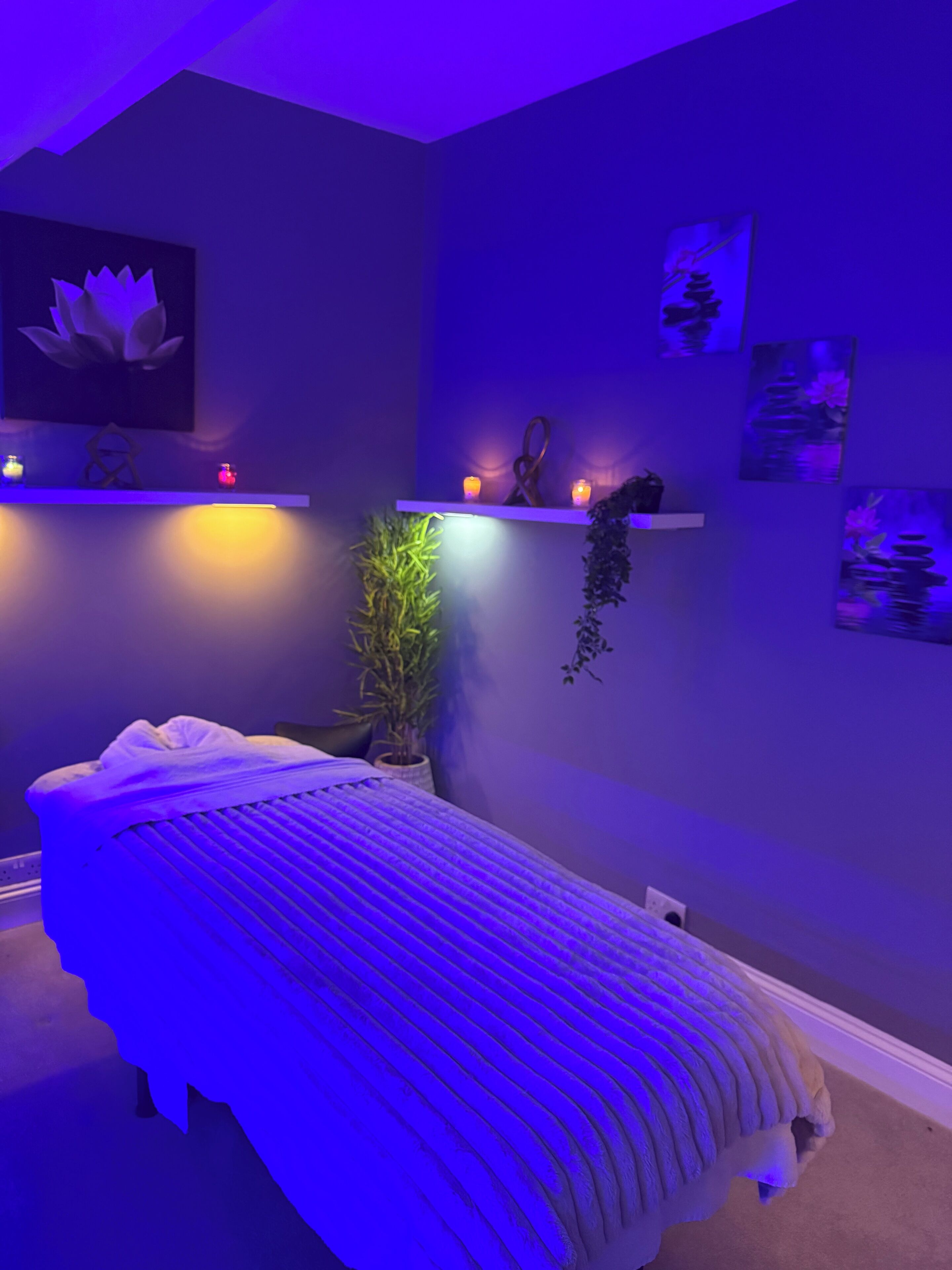 芳療、熱石按摩、深層組織按摩、瑞典式按摩