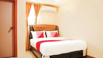 Kamar Double Standar | Wi-Fi gratis dan seprai linen
