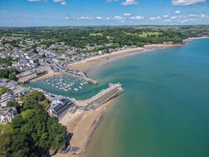 Exterior - The Lighthouse - 1 Bedroom Apartment - Saundersfoot (Saundersfoot)