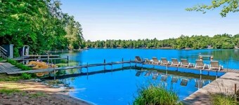 Anderson Lakeside Cabin: Beach Access
