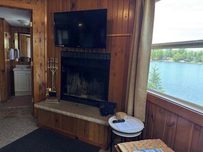 Interior - Anderson Lakeside Cabin: Beach Access (Saint Germain)