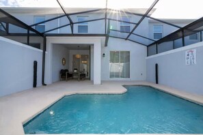 公寓 | 4 間臥室、網路服務