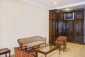 Coin salon dans le hall