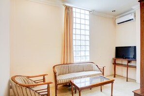 Lobby sitting area - Collection O Peunayong Near Masjid Raya Baiturrahman Formerly Siwah Hotel (Banda Aceh)