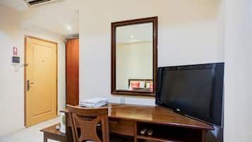 Deluxe-Doppelzimmer | 1 Schlafzimmer, laptopgeeigneter Arbeitsplatz, kostenloses WLAN