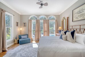 5 室のベッドルーム、アイロン / アイロン台、WiFi (無料)、ベッドシーツ