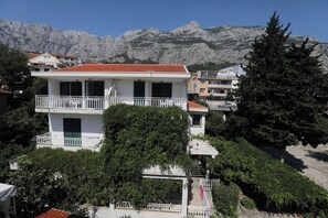 Exterior - Apartmani Makarska 1, desni (Makarska)
