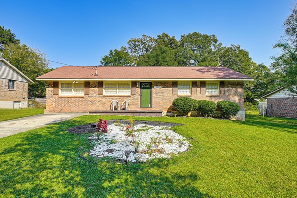 House (2 Bedrooms) | Front of property