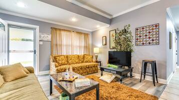 Rumah (2 Bedrooms) | Interior